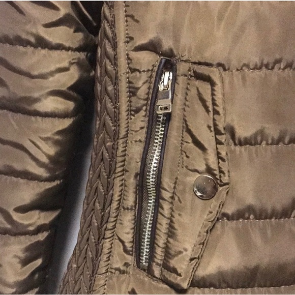 Womens coat - Picture 4 of 6